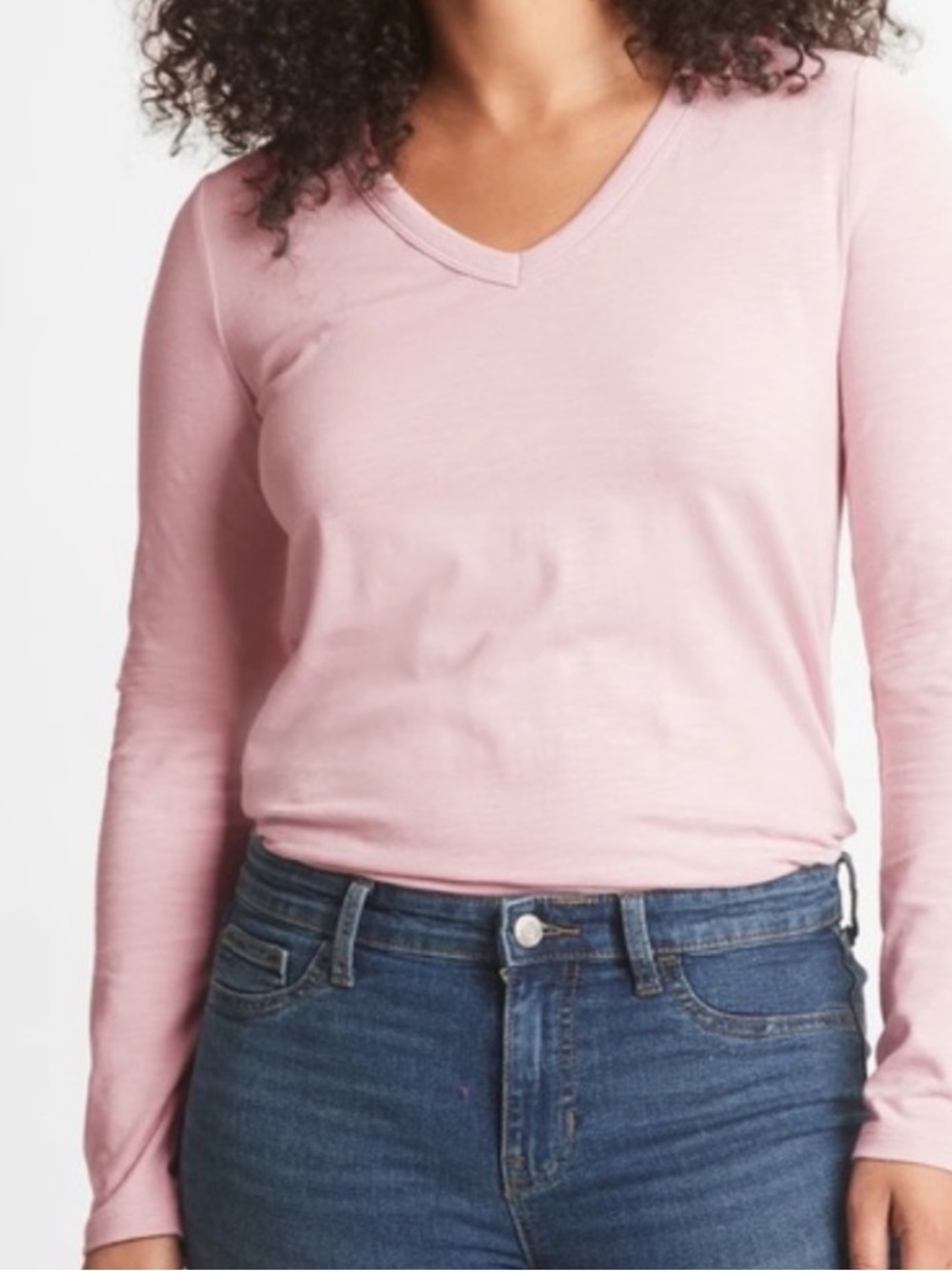 NWT! GAP Women's pink ForeverSoft Long Sleeve V-Neck T-Shirt - Small